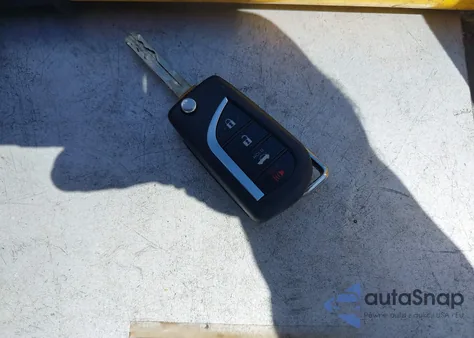 2021 Toyota Corolla Se из США, поврежденный, VIN 5YFS4MCE1MP089164